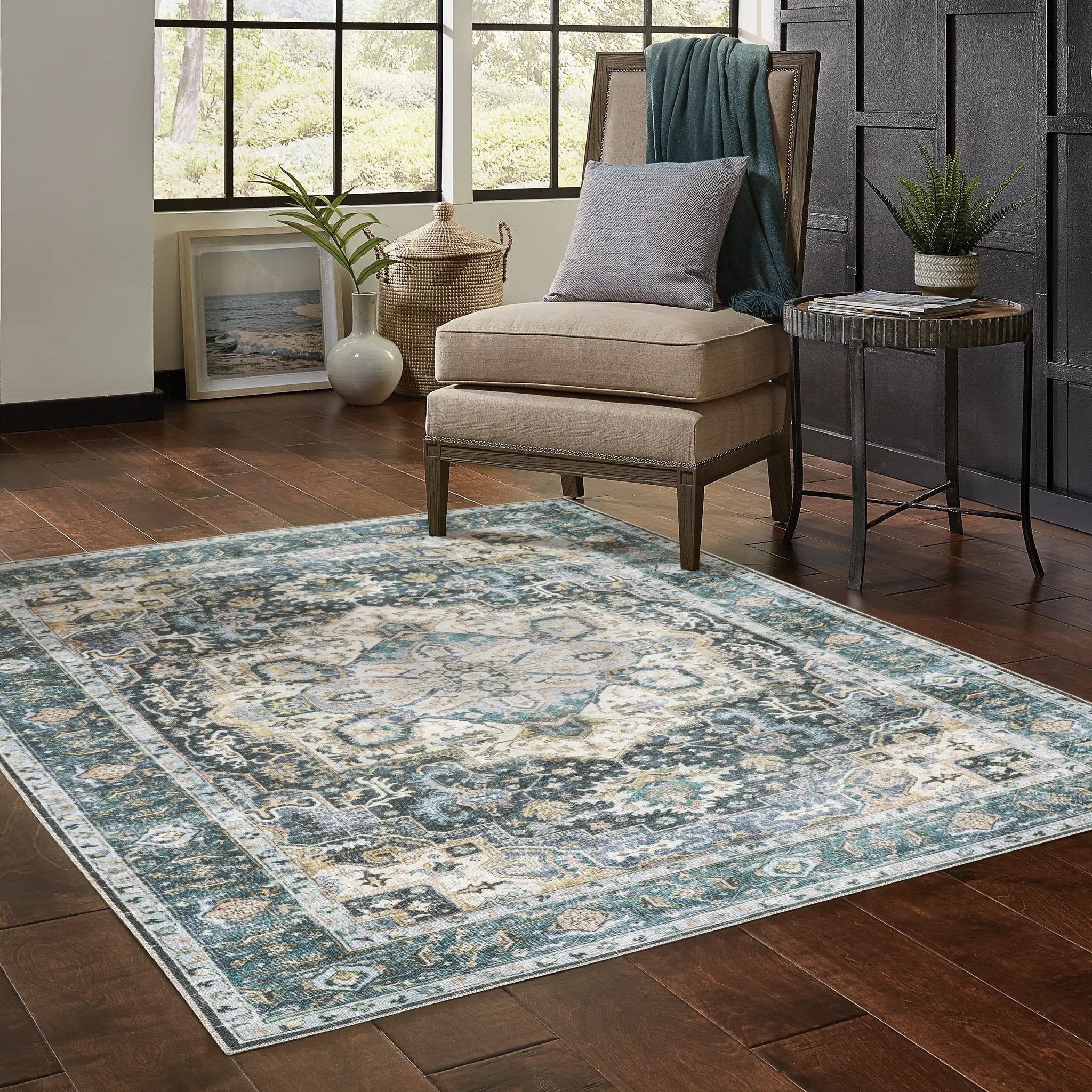Charleston CHA01 Blue/ Ivory Area Rug by Oriental Weavers