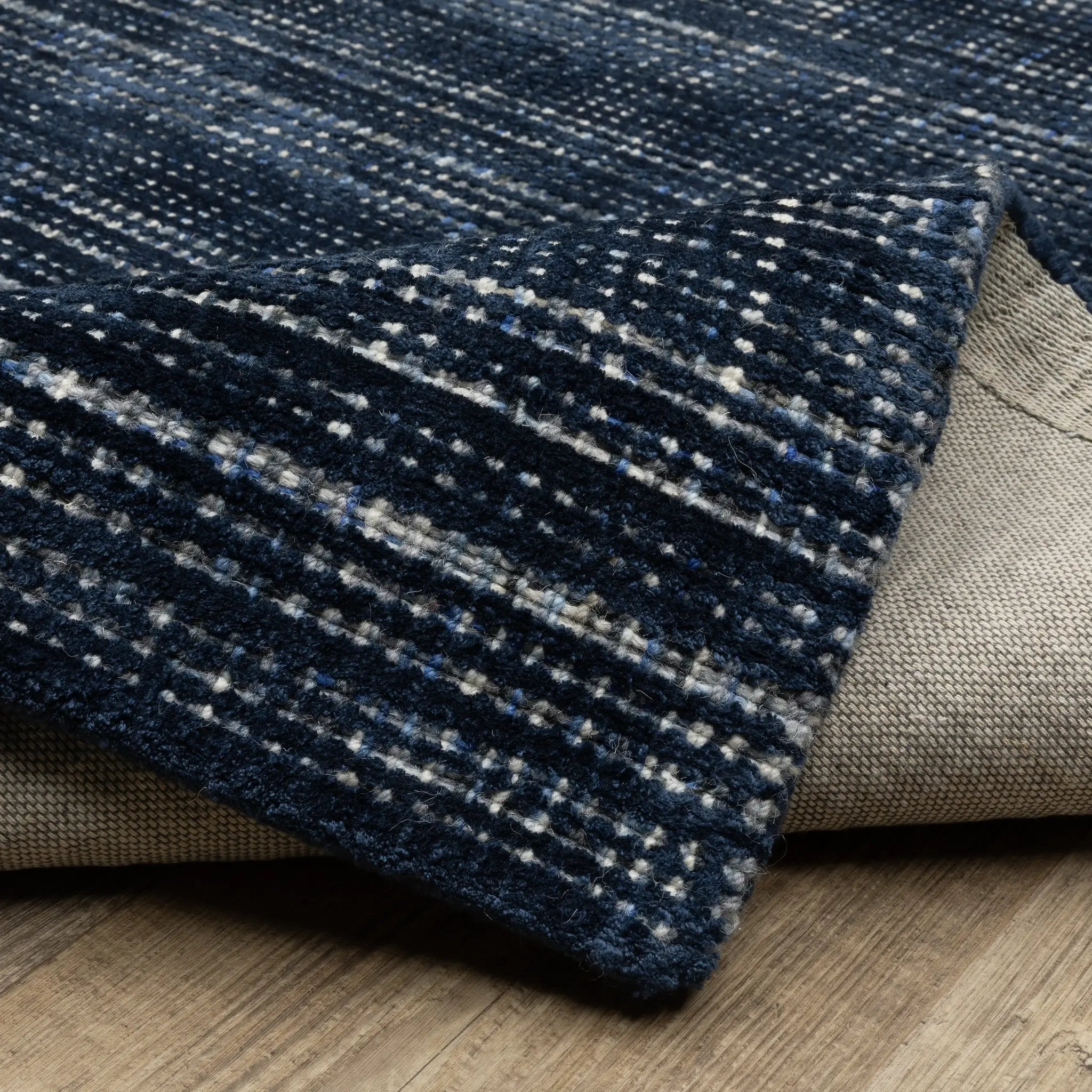 Circa CIR06 Navy/ Blue Area Rug by Oriental Weavers