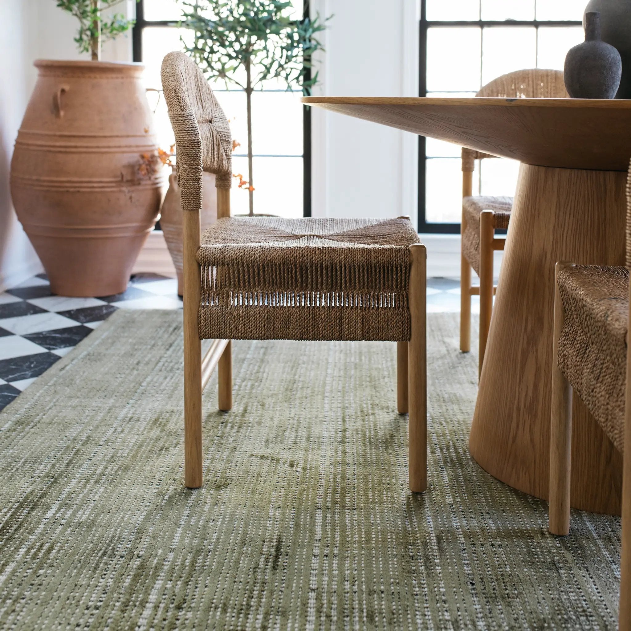 Circa CIR07 Green/ Ivory Area Rug by Oriental Weavers