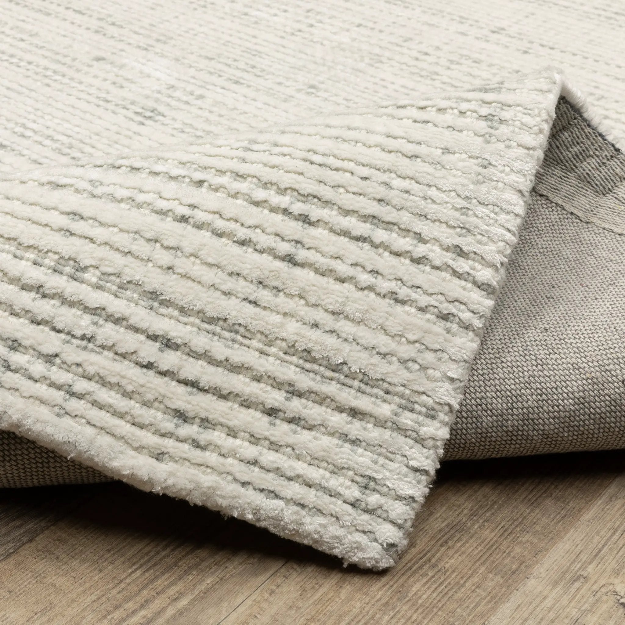 Circa CIR08 Ivory/ Grey Area Rug by Oriental Weavers