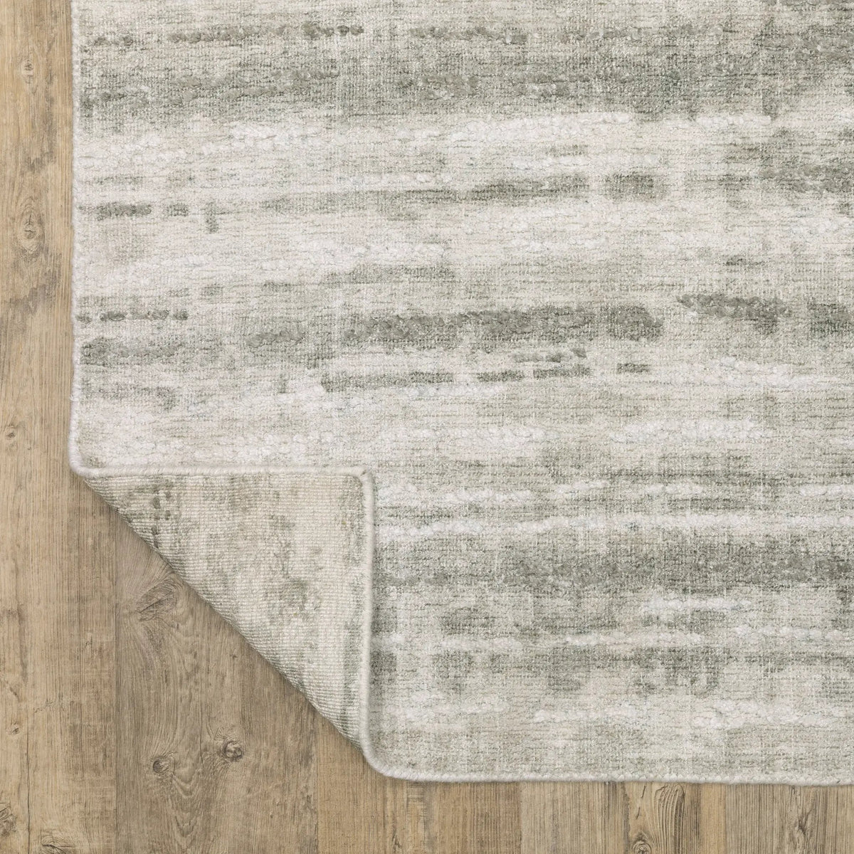 Clarke CLA02 Beige/ Green Area Rug by Oriental Weavers