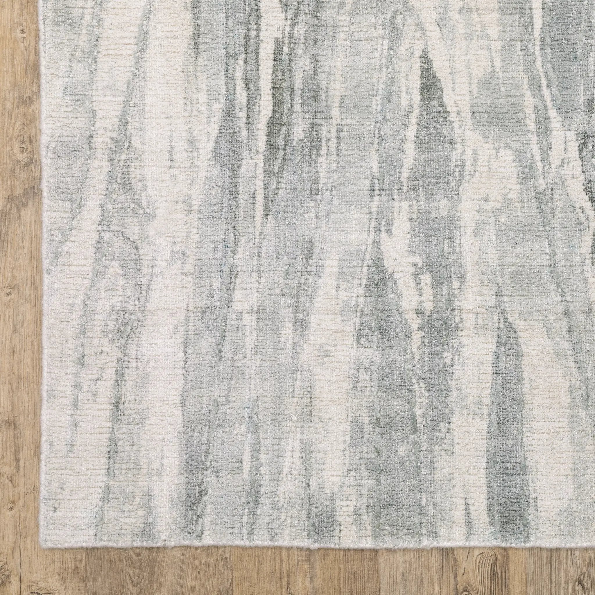 Clarke CLA03 Green/ Ivory Area Rug by Oriental Weavers