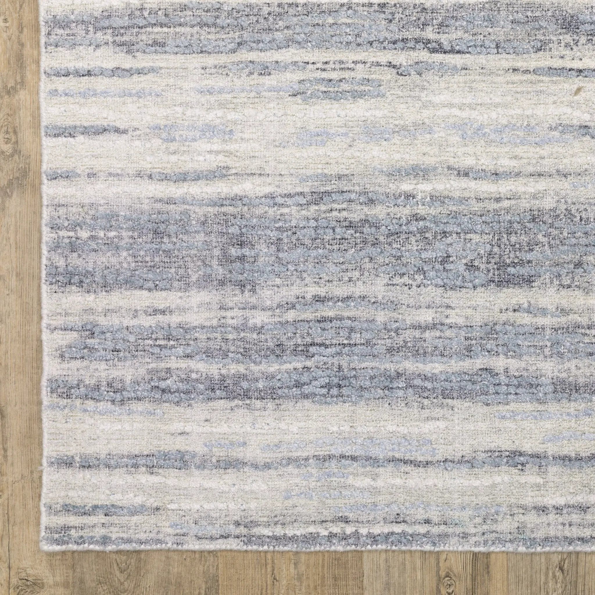 Clarke CLA04 Ivory/ Blue Area Rug by Oriental Weavers