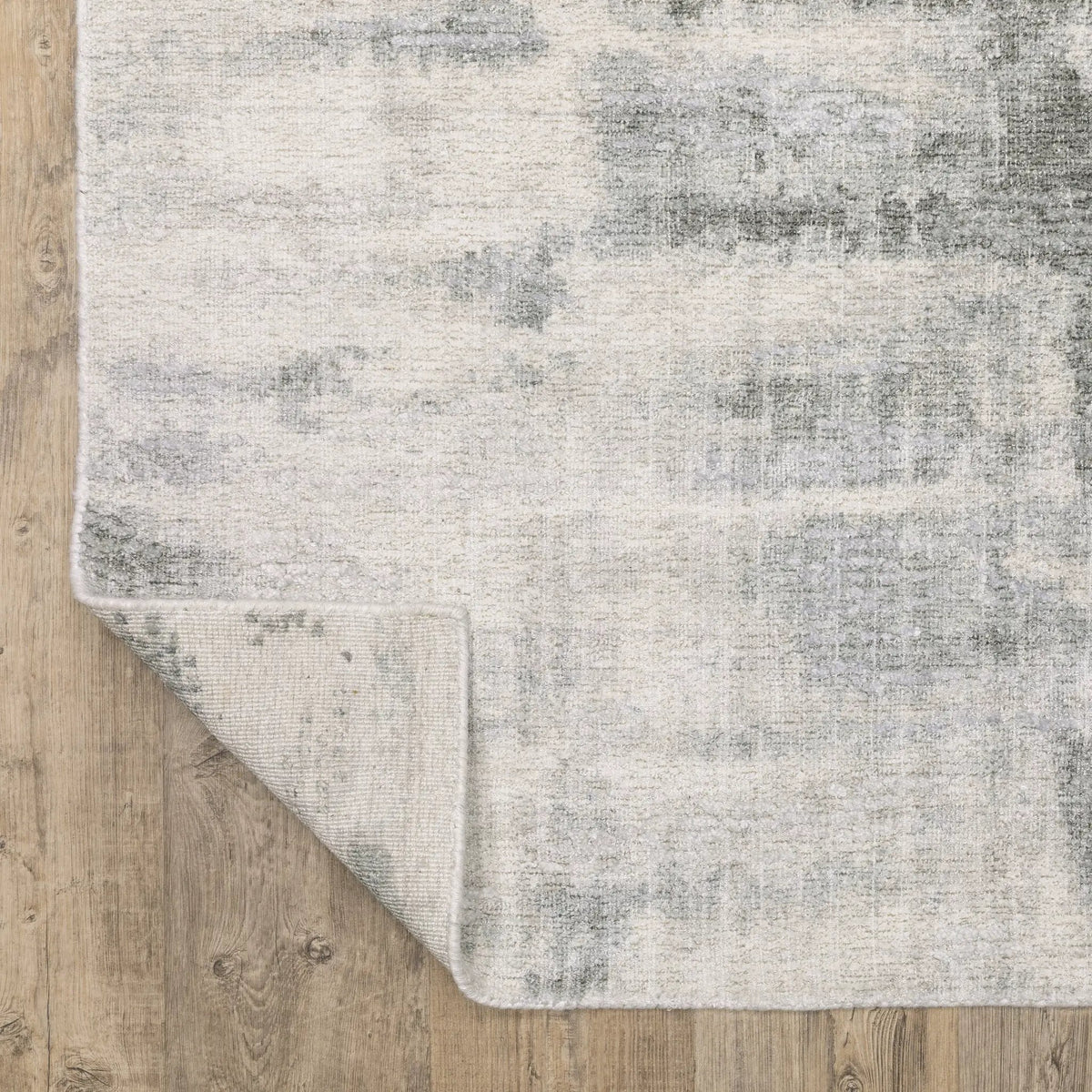 Clarke CLA05 Beige/ Grey Area Rug by Oriental Weavers