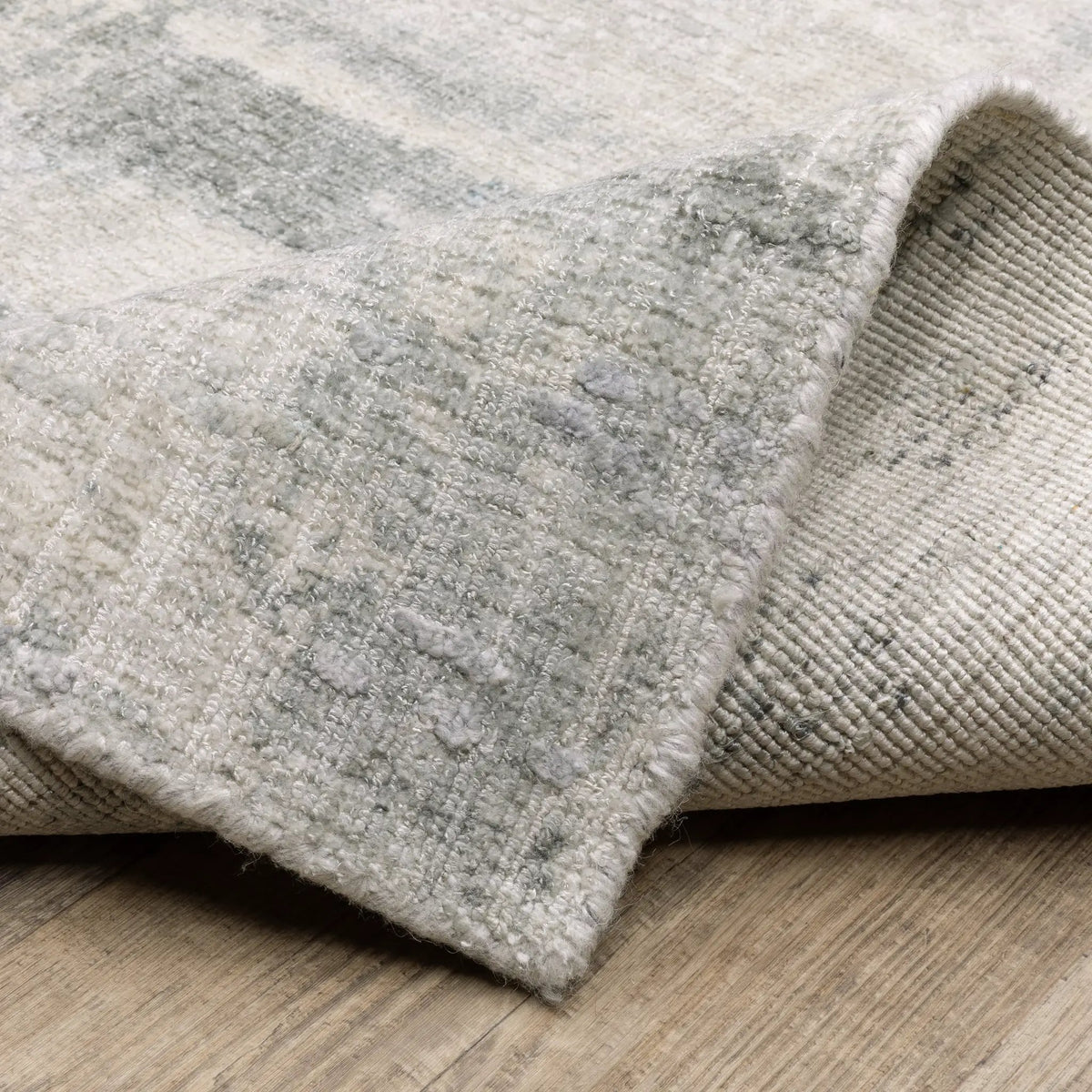 Clarke CLA05 Beige/ Grey Area Rug by Oriental Weavers