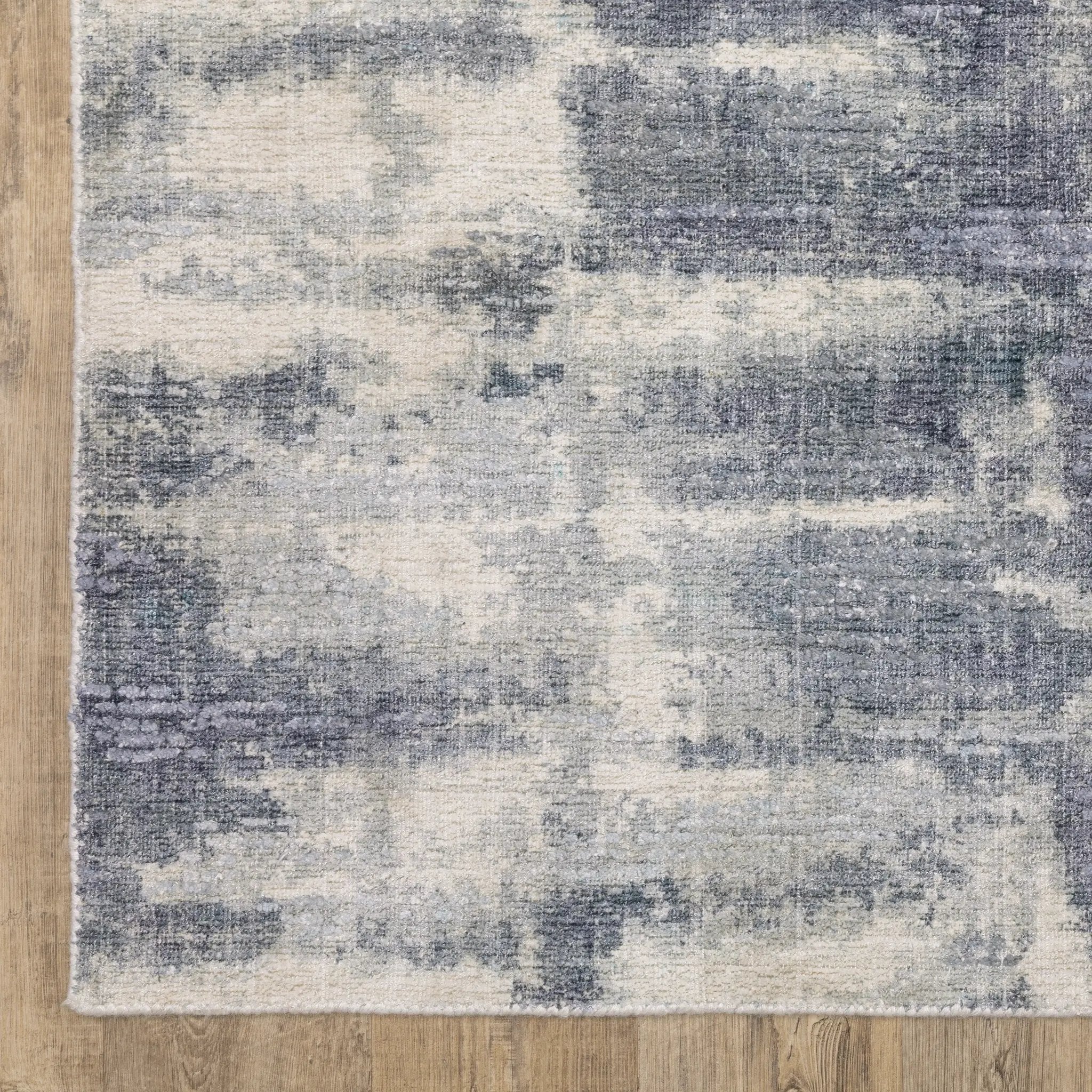 Clarke CLA07 Blue/ Ivory Area Rug by Oriental Weavers