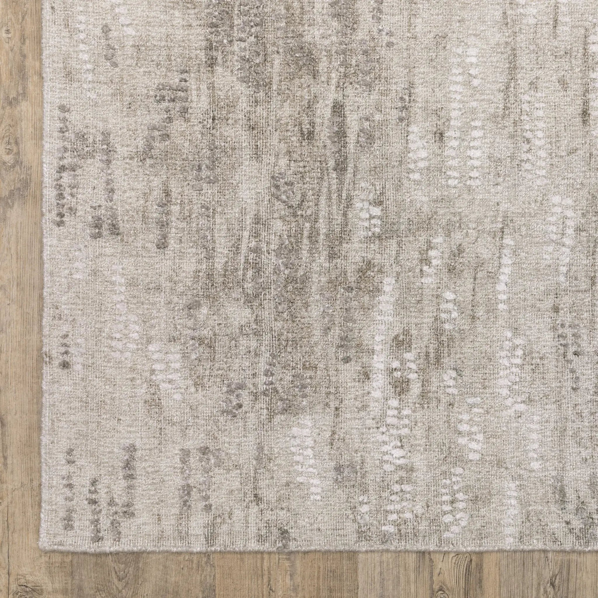 Clarke CLA08 Beige/ Brown Area Rug by Oriental Weavers
