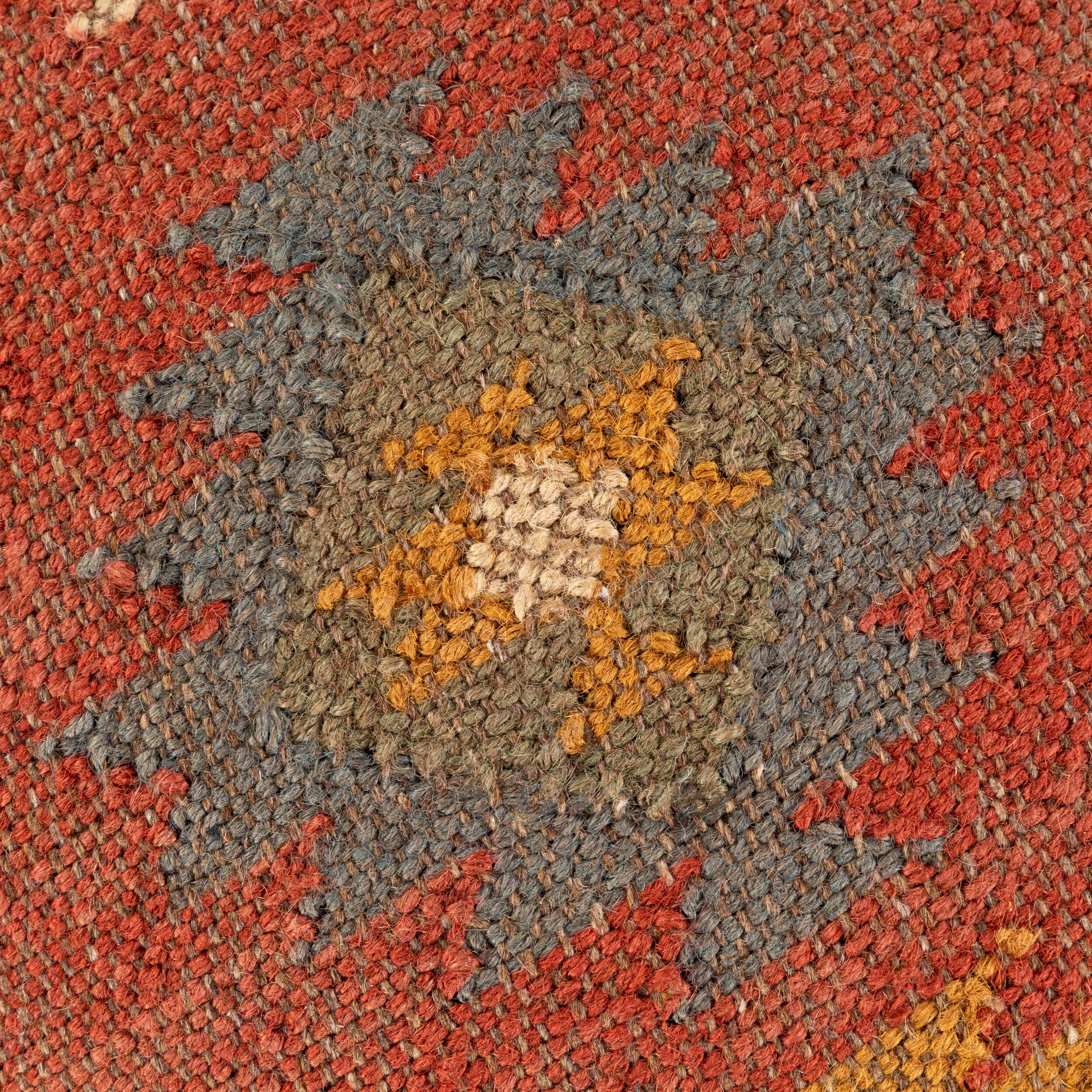 LIVABLISS Panja PAJ-005 Ottoman