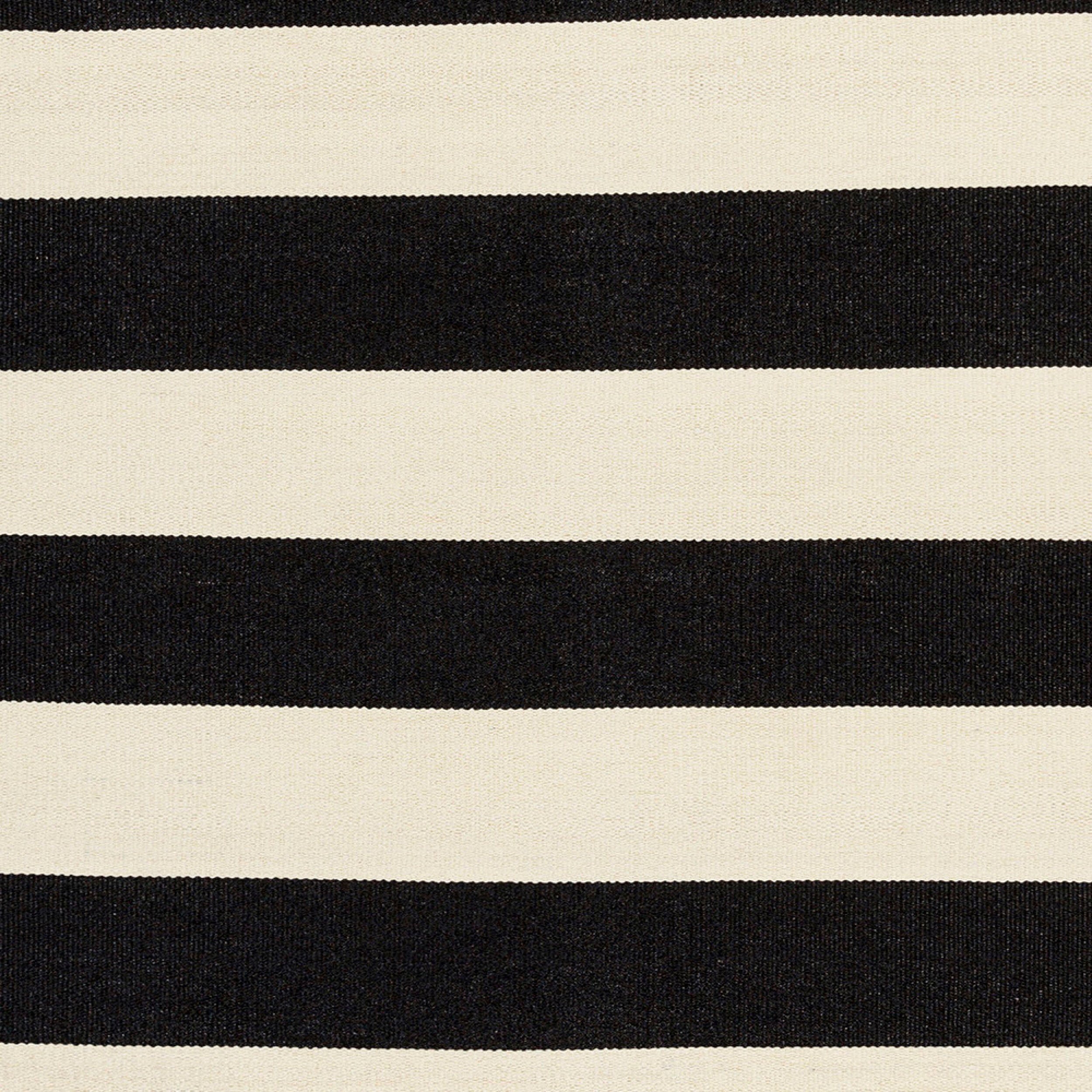 Surya Picnic PIC-4005 Black Area Rug by LIVABLISS