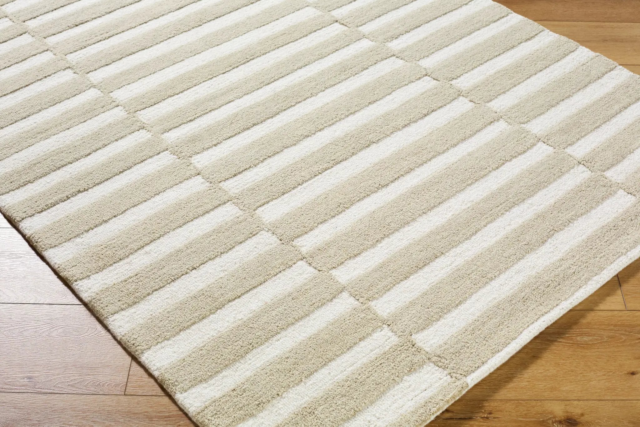Idaho PNWID-2301 Beige Area Rug by Our PNW Home x LIVABLISS