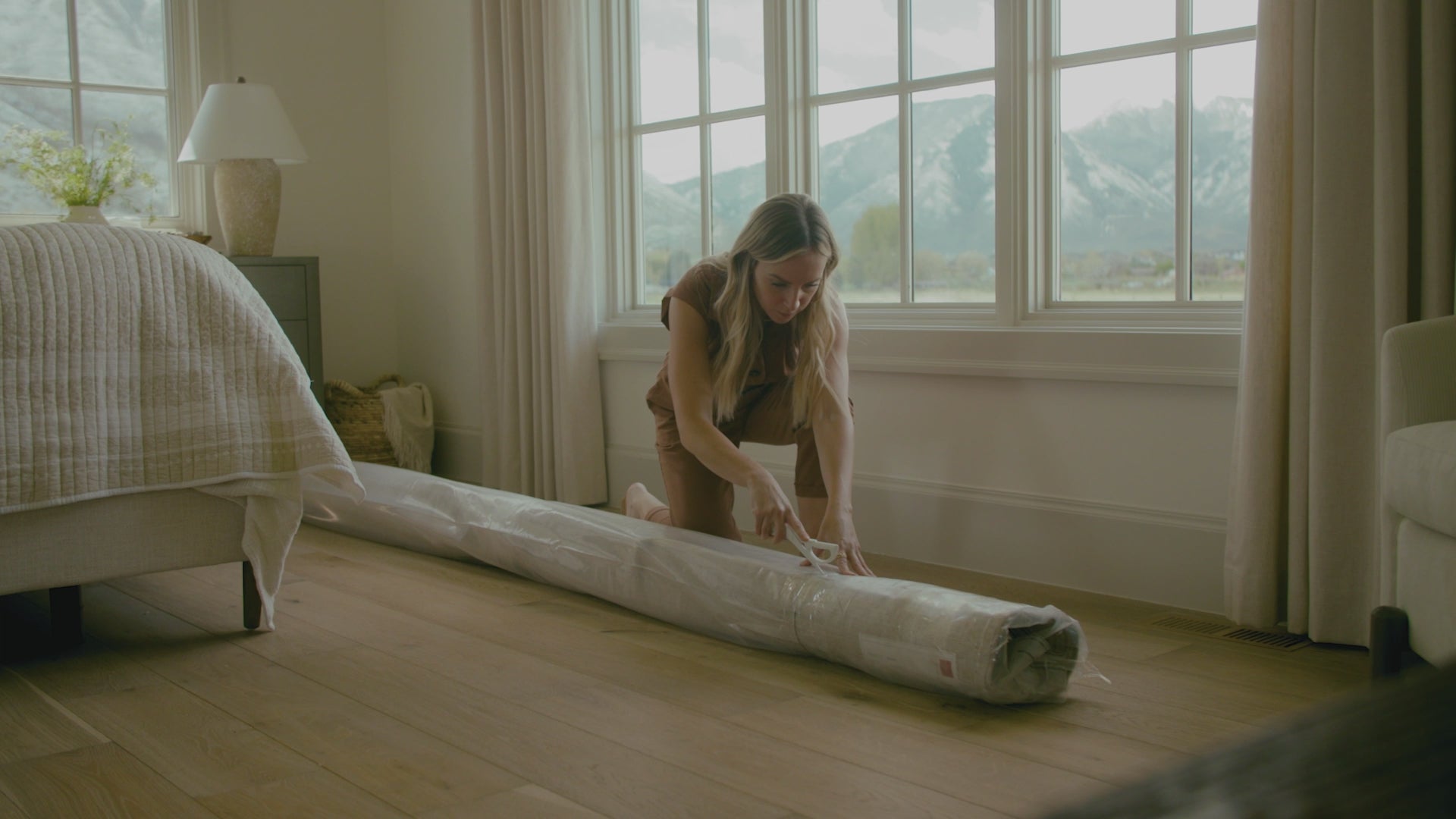 Load video: Angela Rose x Loloi Blake Area Rug collection