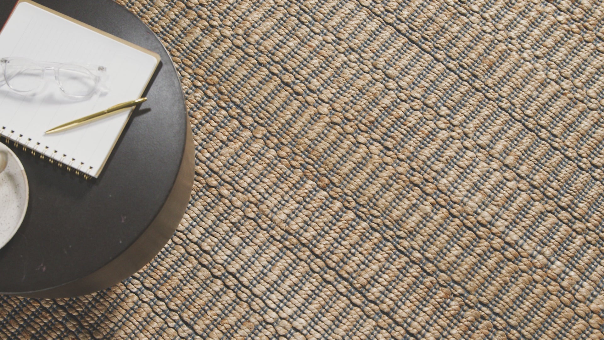 Angela Rose x Loloi Colton CON-05 Natural / Navy Area Rug