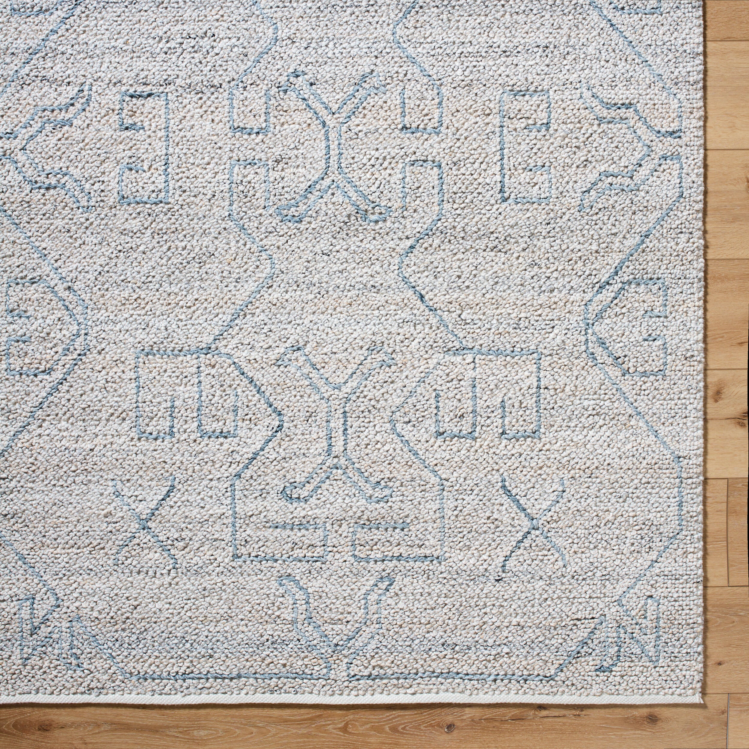 Surya Provence PVE-2300 Pewter Area Rug by LIVABLISS