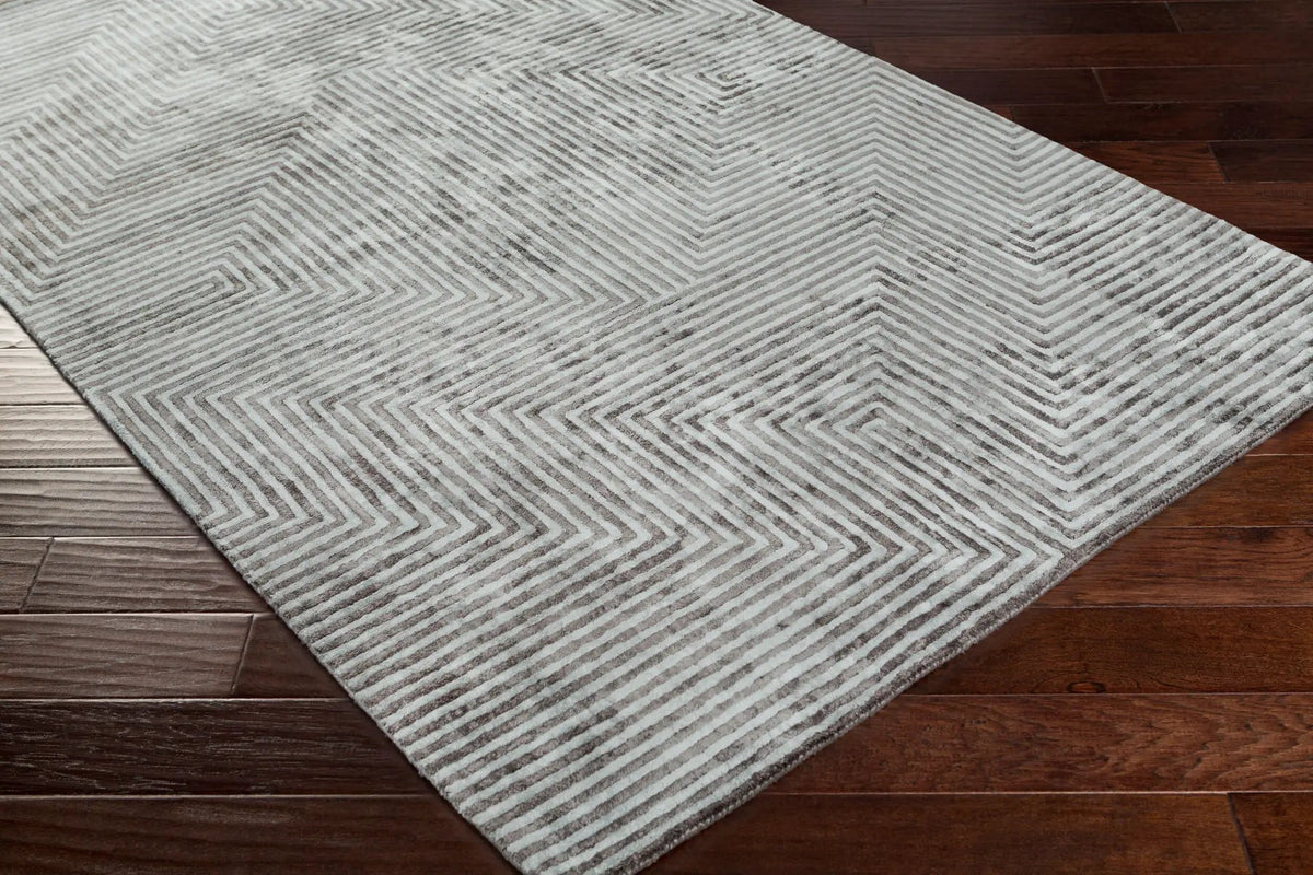 LIVABLISS Quartz QTZ-5000 Gray Area Rug