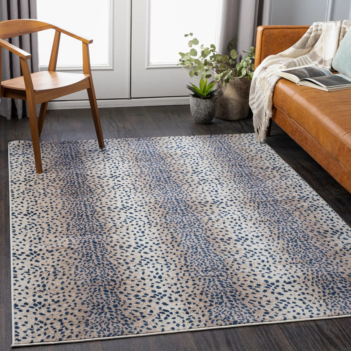 LIVABLISS Roma ROM-2372 Blue Area Rug