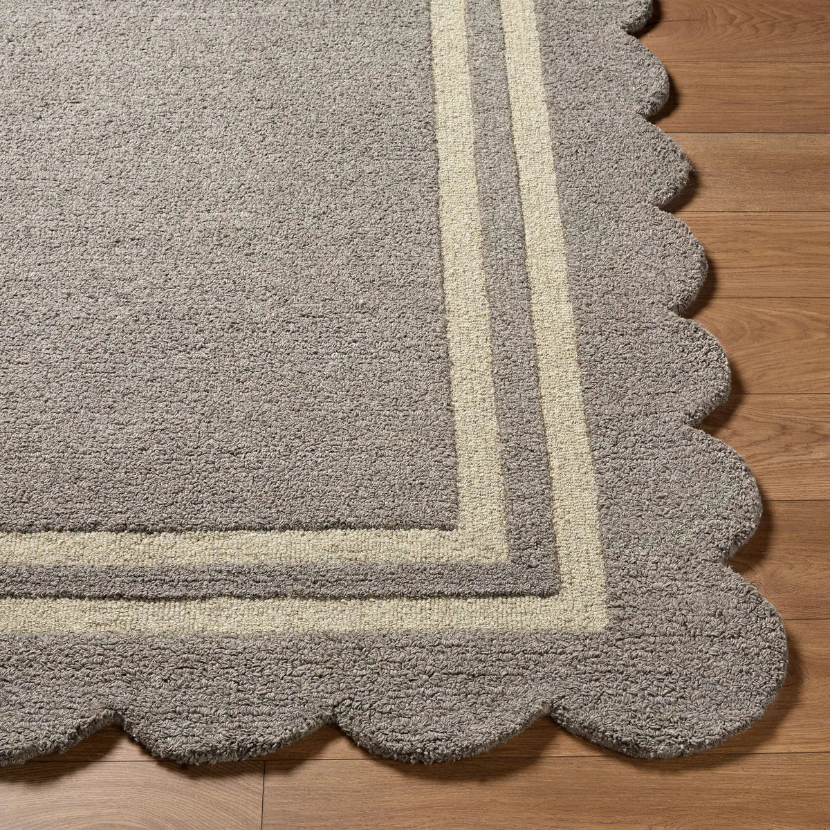 LIVABLISS Scalloped SCP-2304 Slate-Gray Area Rug