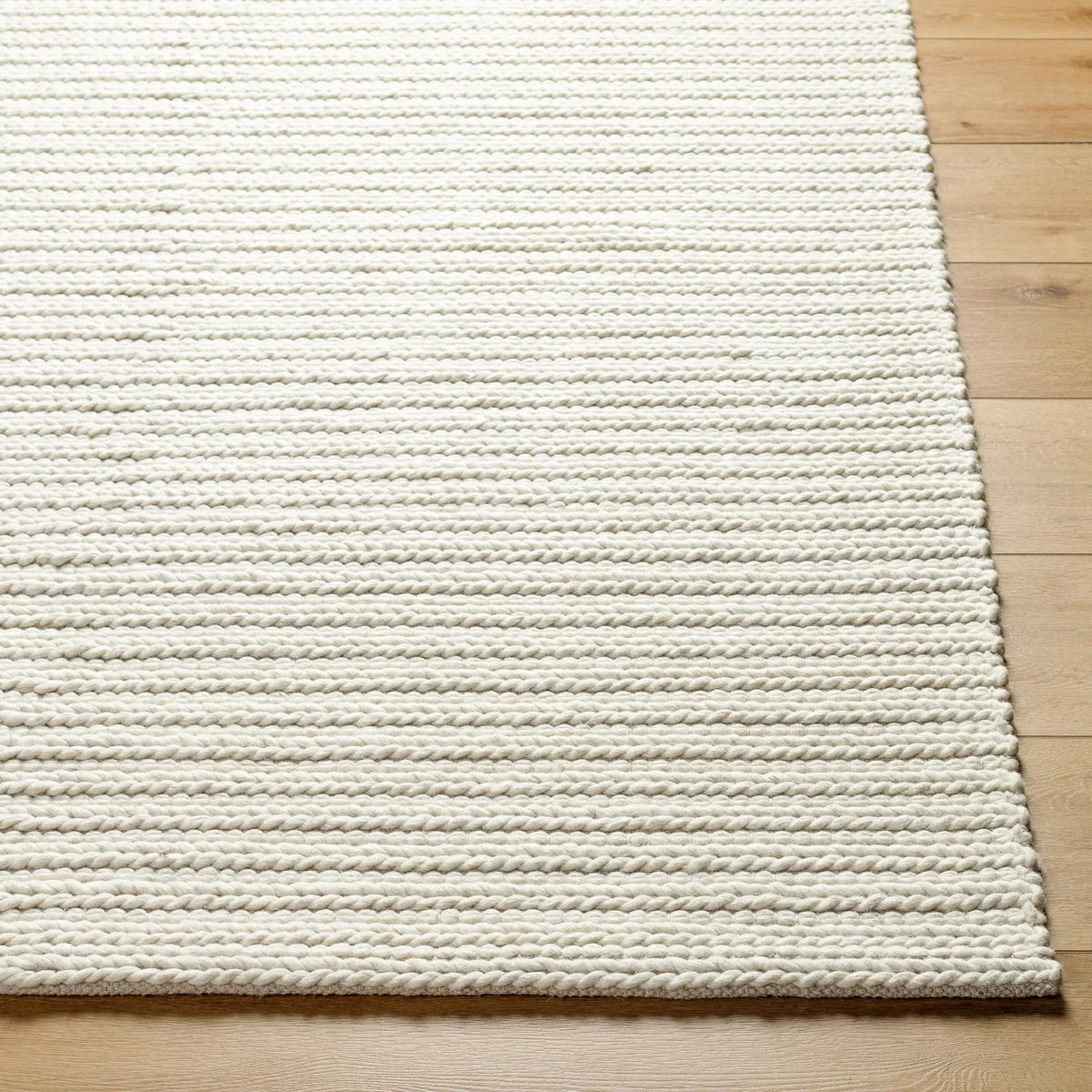 LIVABLISS Sundance SDC-2302 Ivory Area Rug