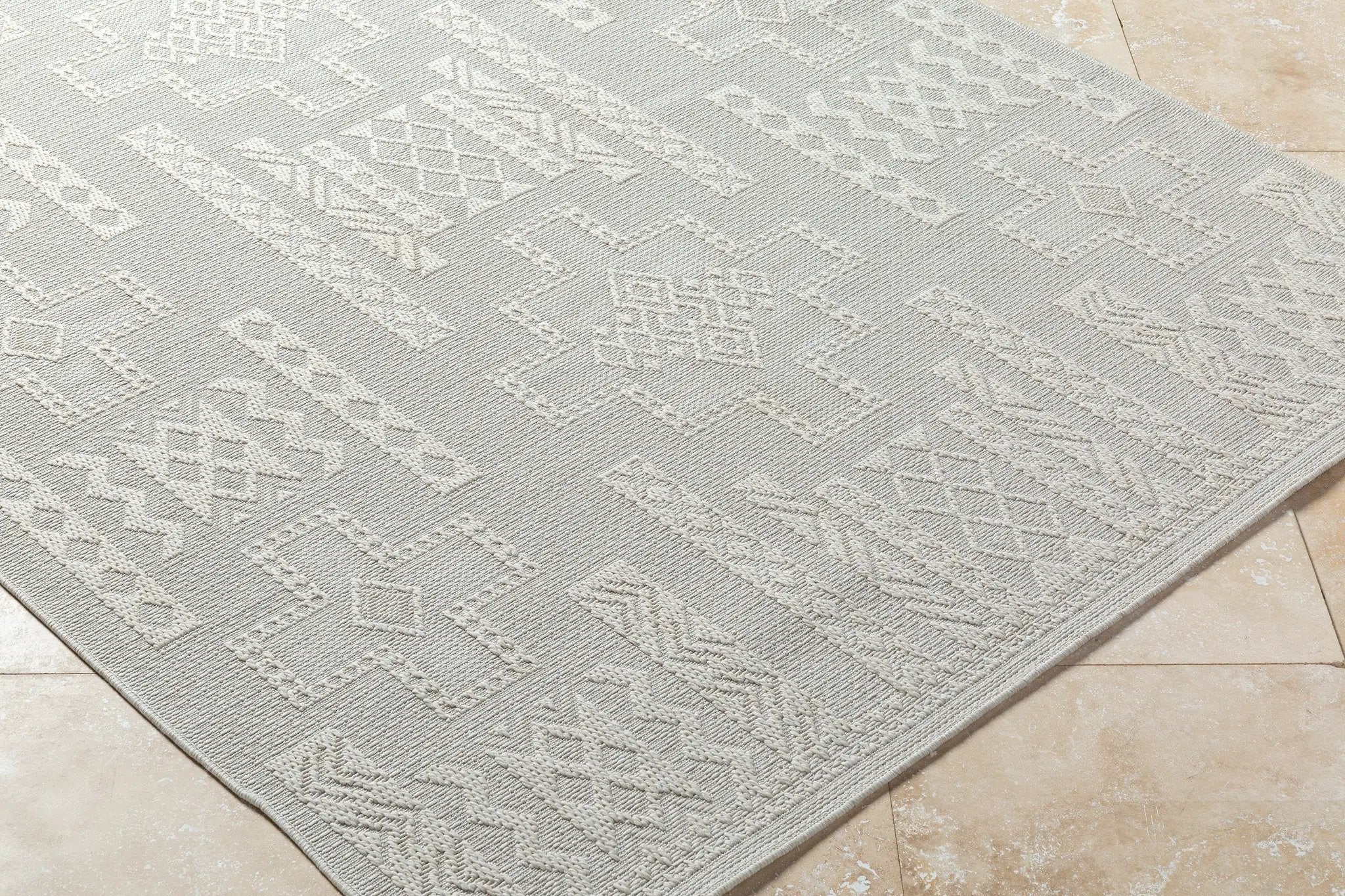 Sandra SDR-2303 Beige Area Rug by LIVABLISS