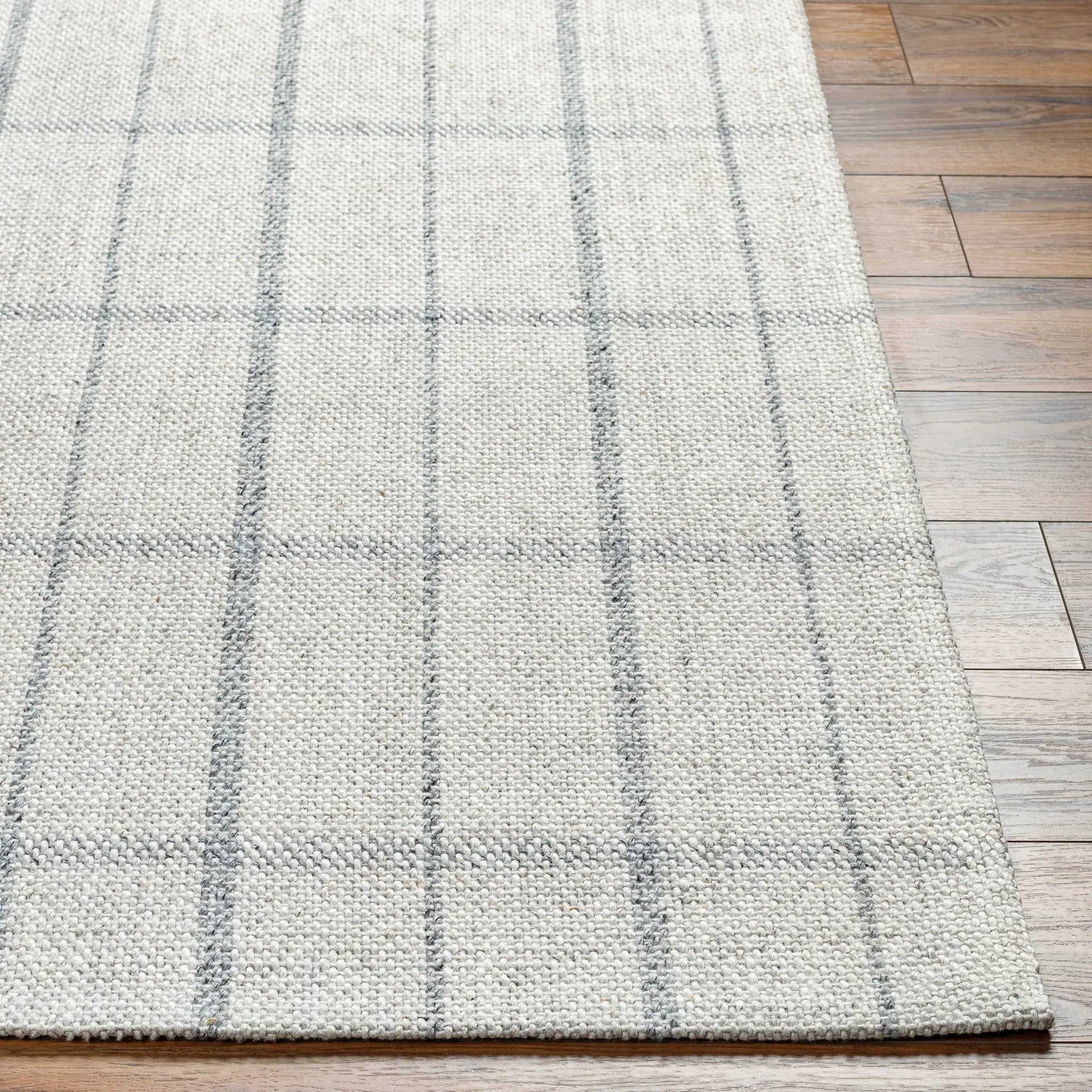 Tartan TAR-2304 Oatmeal Area Rug by LIVABLISS