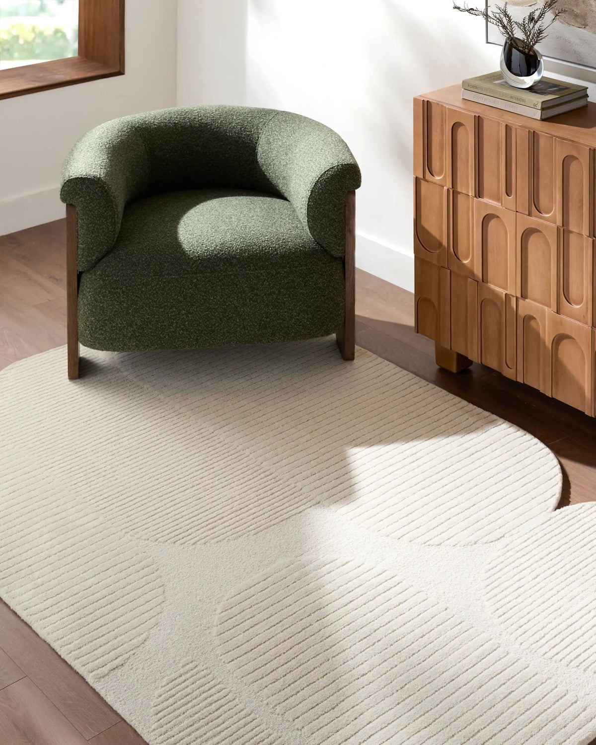 LIVABLISS Tate TTA-2300 Ivory Area Rug