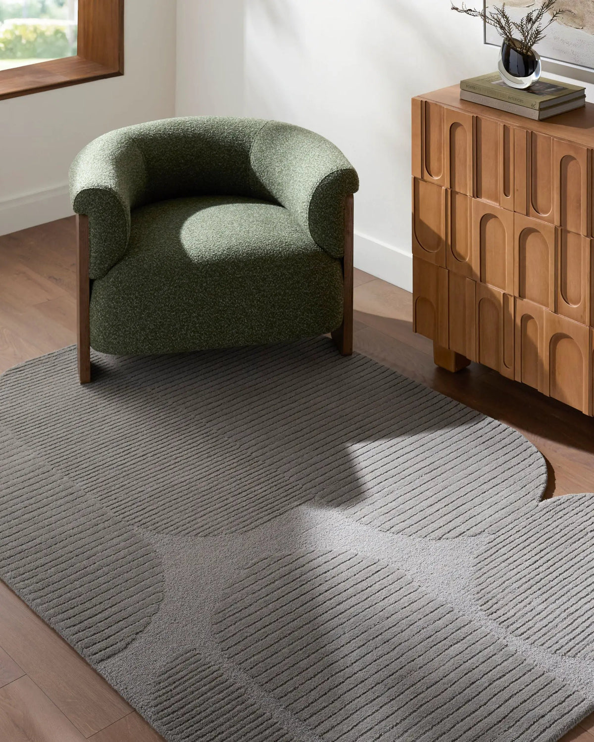 LIVABLISS Tate TTA-2304 Slate-Gray Area Rug