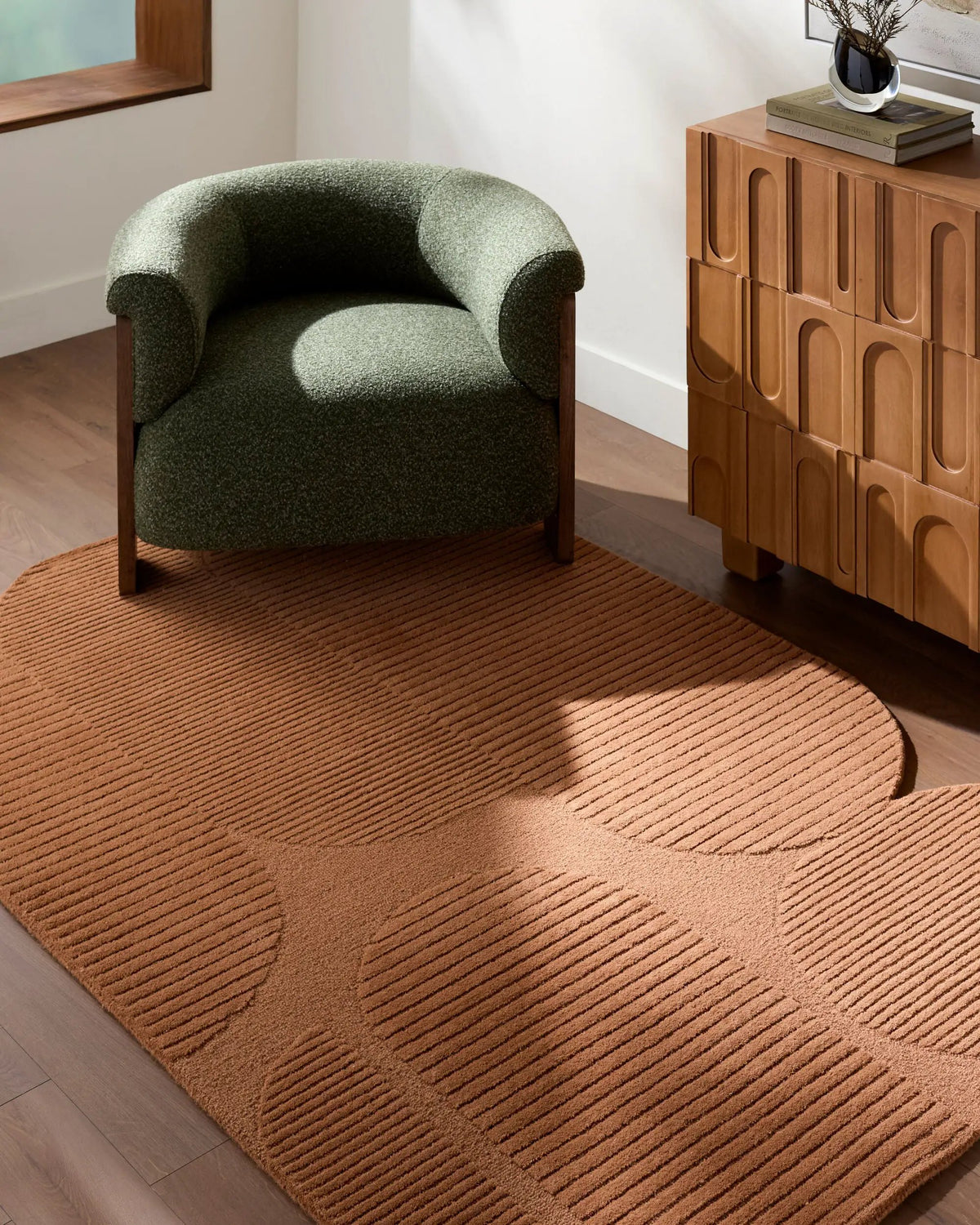 LIVABLISS Tate TTA-2307 Terracotta Area Rug
