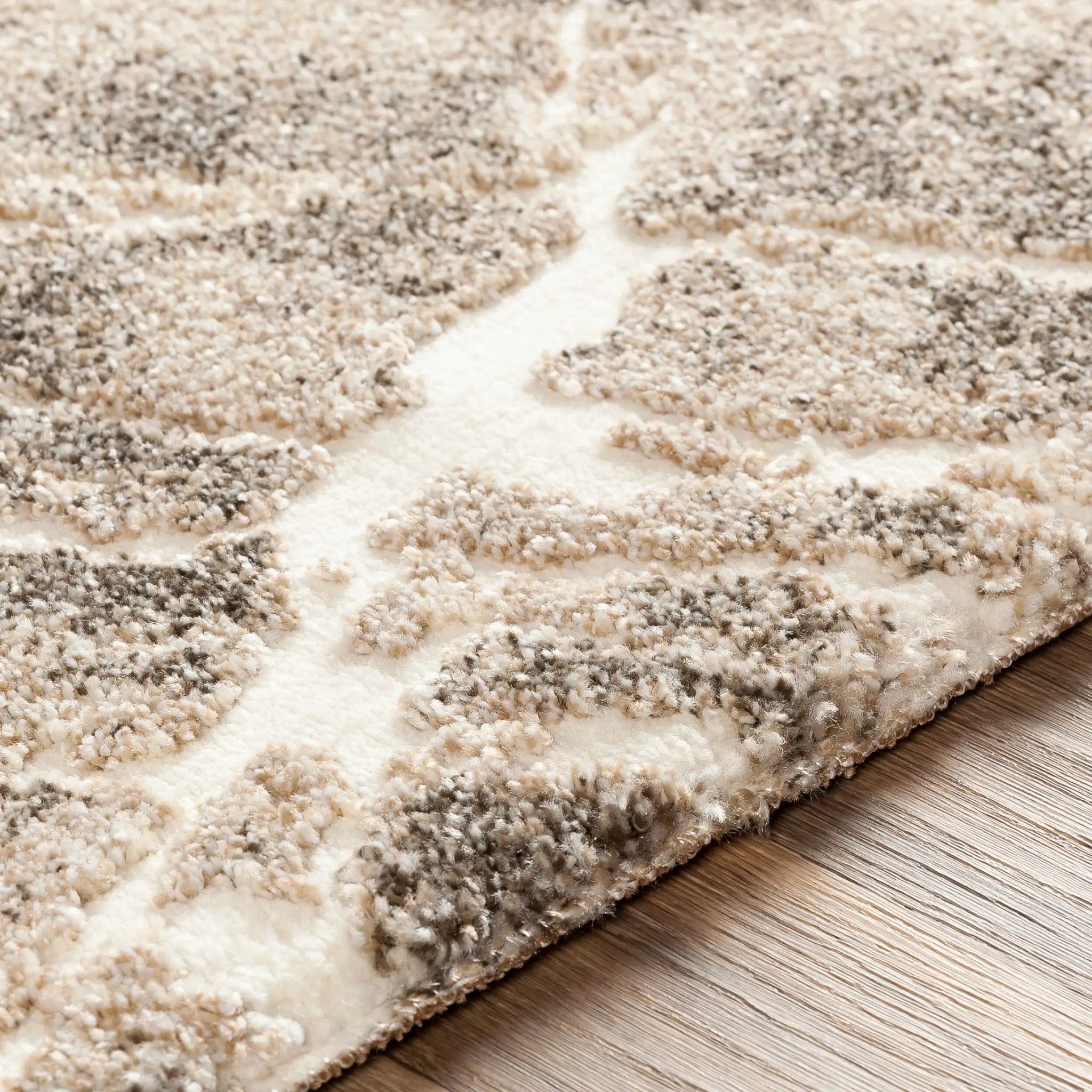Tuscany TUS-2300 White Area Rug by LIVABLISS