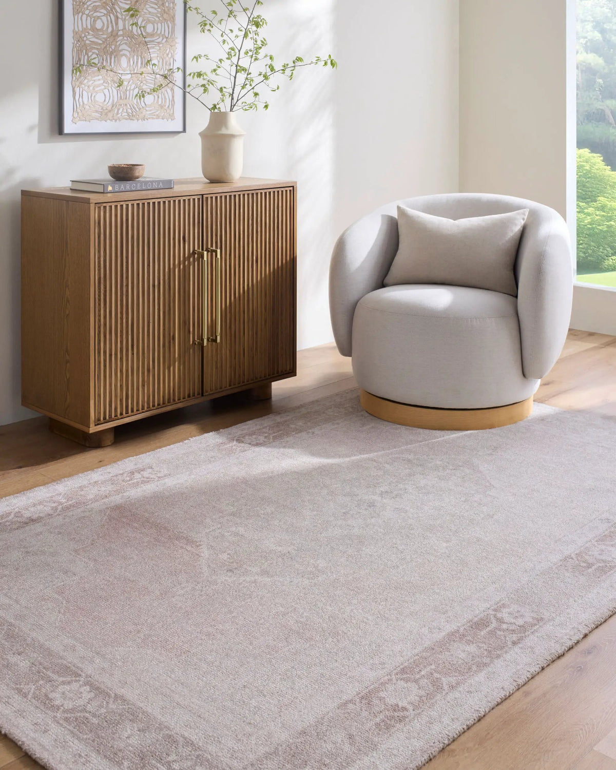 LIVABLISS Unique UNQ-2323 Blush Area Rug