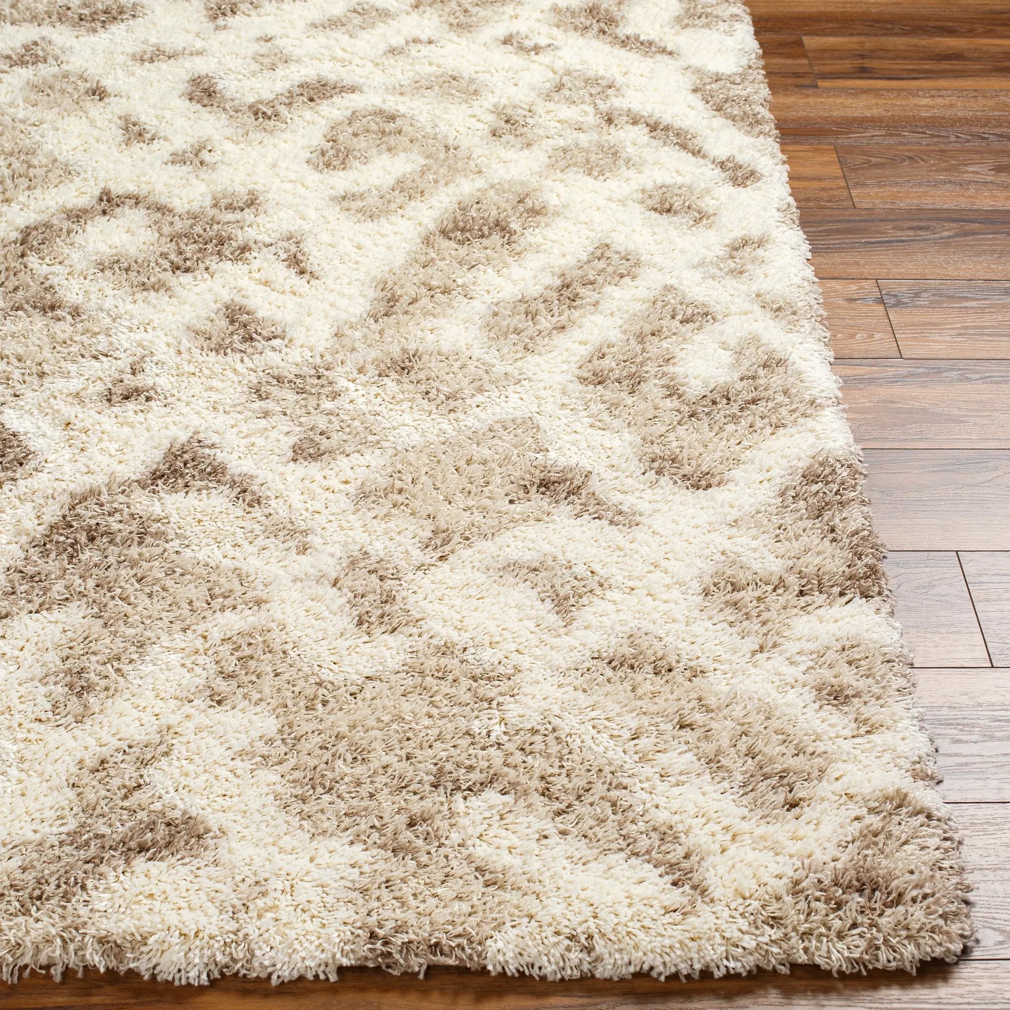 Urban Shag USG-2323 Beige Area Rug by LIVABLISS