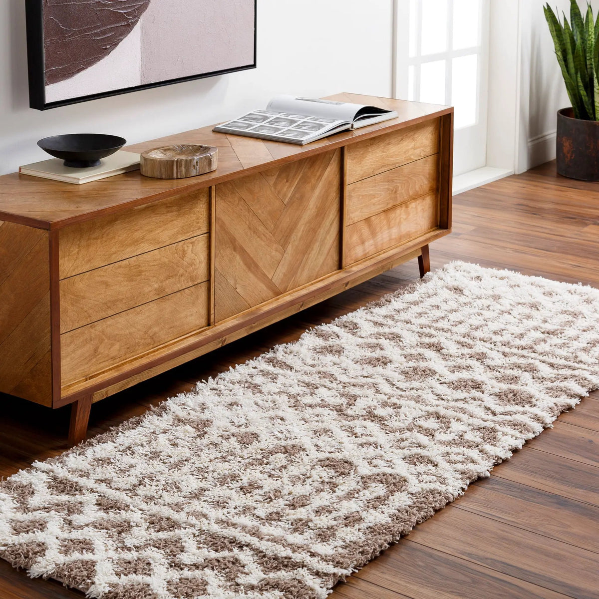 LIVABLISS Urban Shag USG-2343 Medium-Brown Area Rug