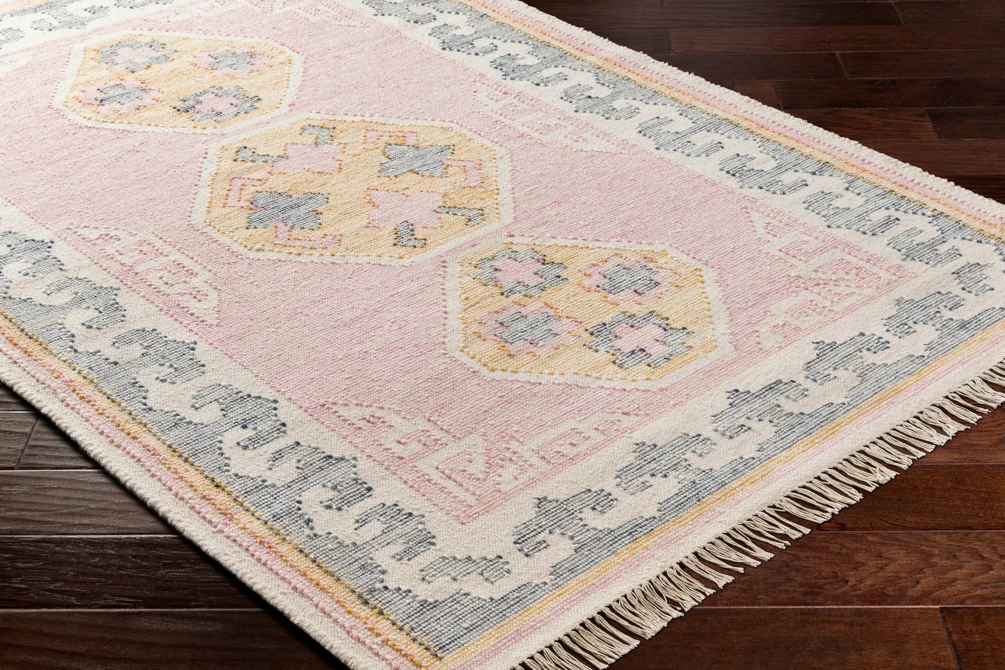 Valerie VLA-2300 Ivory Area Rug by LIVABLISS