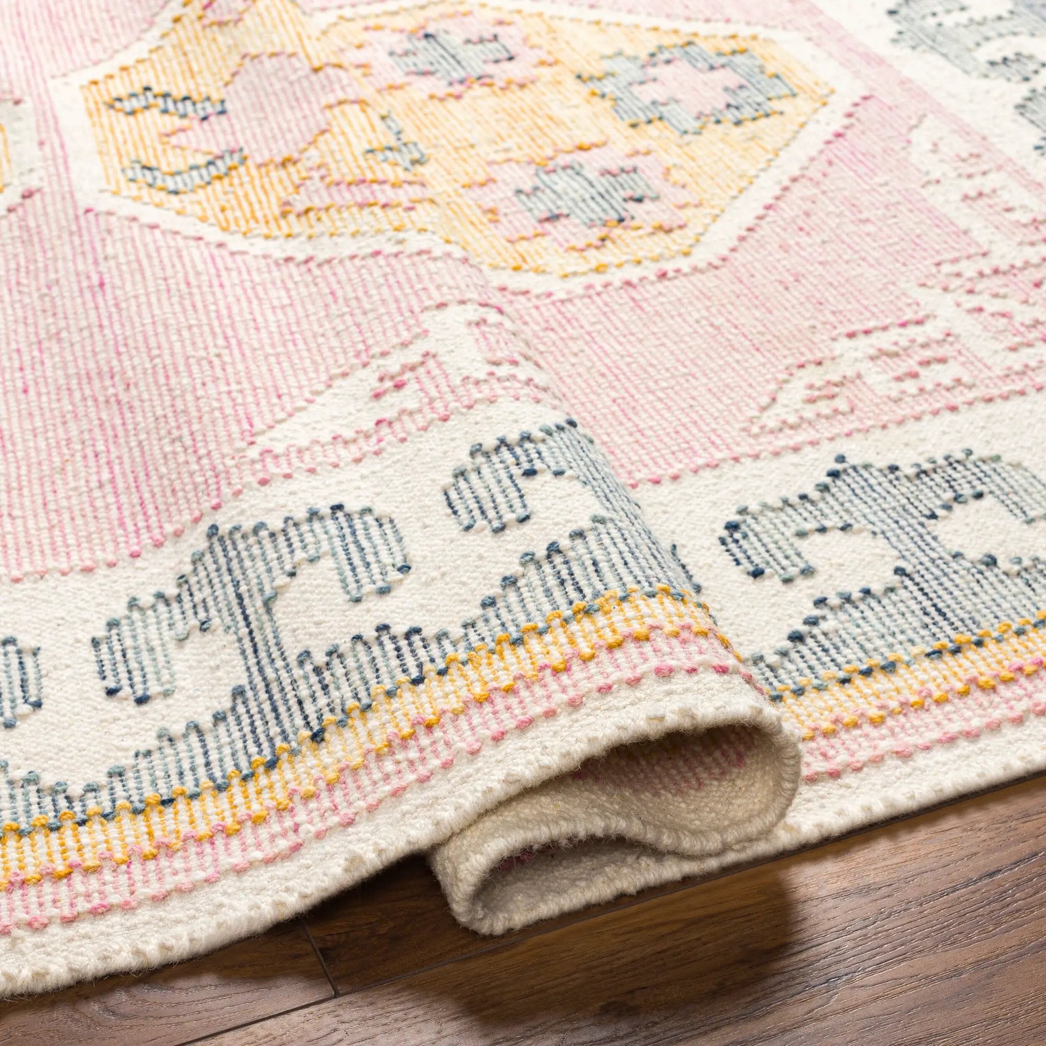 Valerie VLA-2300 Ivory Area Rug by LIVABLISS