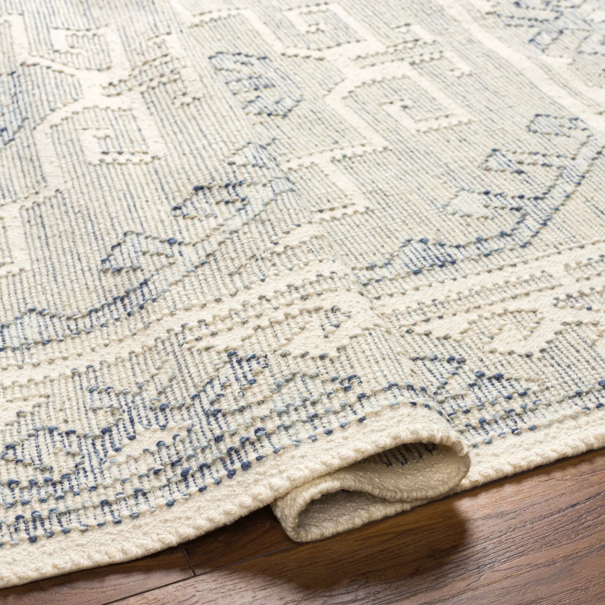 Valerie VLA-2303 Cream Area Rug by LIVABLISS