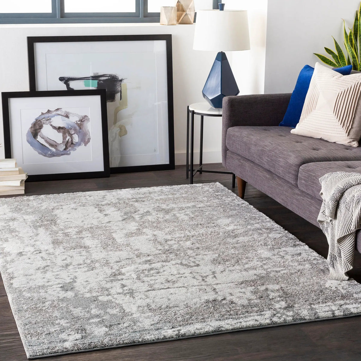 LIVABLISS Venice VNE-2305 Medium-Gray Area Rug